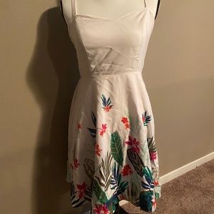 Old Navy Cami Dress Size M floral bottom